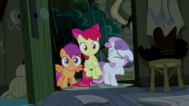 File:CMC scared by lightning again S5E6.png