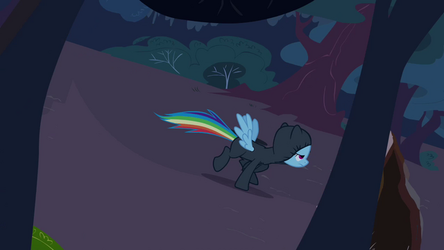 File:Rainbow Dash escaping through the woods S2E16.png