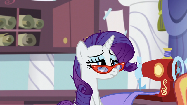 File:Rarity looking depressed S5E14.png