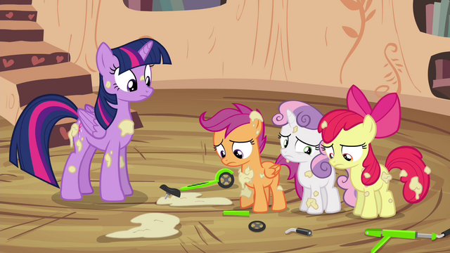 File:CMC apologizing to Twilight S4E15.png