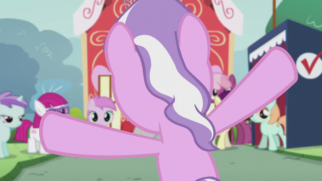 File:Diamond Tiara "Stop!" S5E18.png