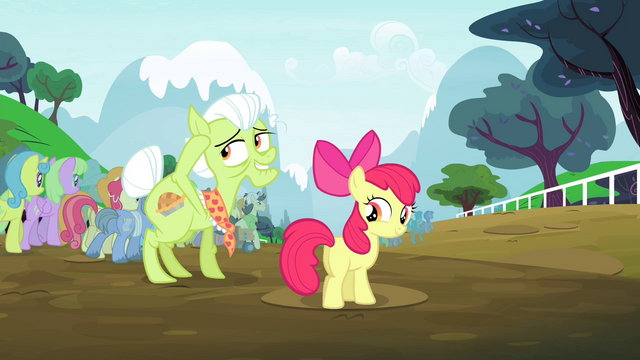 File:Granny "and follow your ears!" S4E20.png