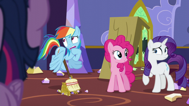File:Rainbow "Um..." S5E11.png