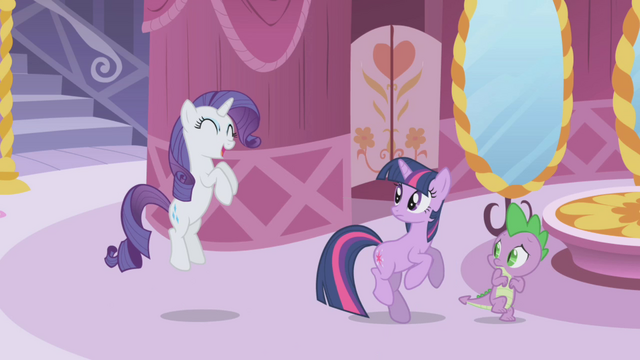 File:Rarity squealing "makeovers!" S1E03.png