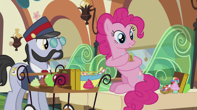 File:Pinkie getting candy S5E8.png
