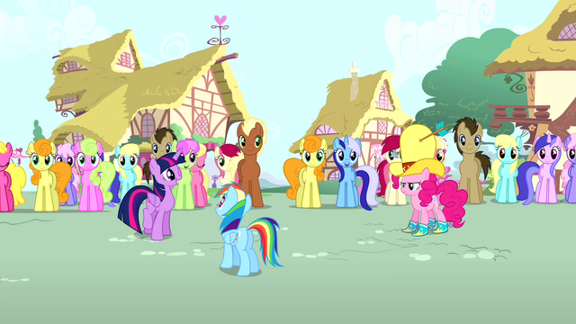 File:Twilight calling Pinkie's name S4E12.png
