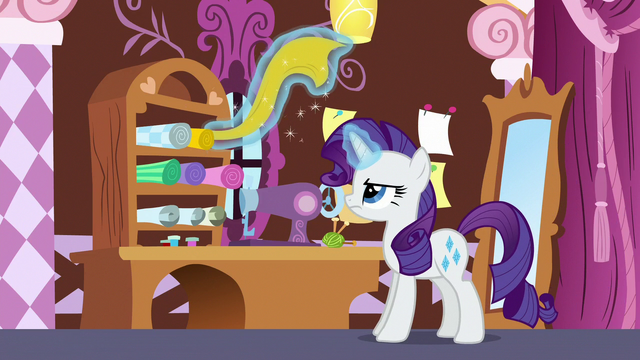 File:Rarity about to make a new uniform S6E15.png