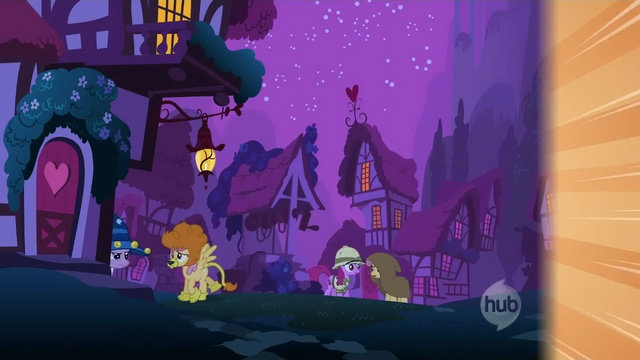 File:Sad Orange Swirl S2E4.png
