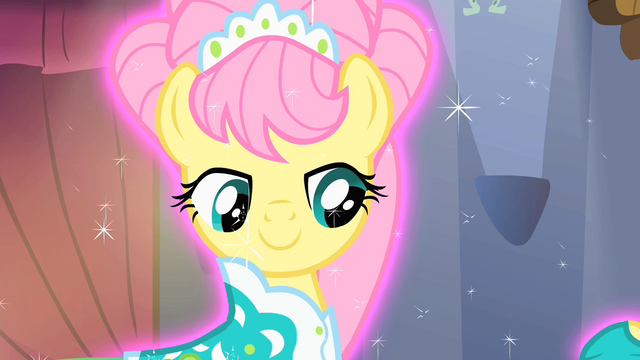 File:Fluttersmile S1E20.png