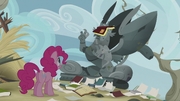 Pinkie sees the statue of King Grover S5E8.png