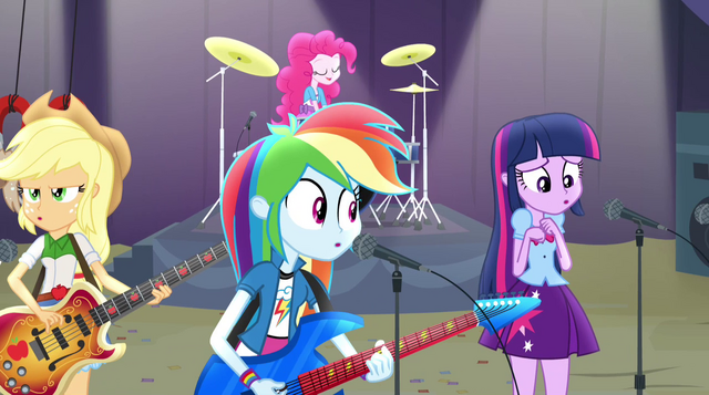 File:Rainbooms slowly falling apart on stage EG2.png