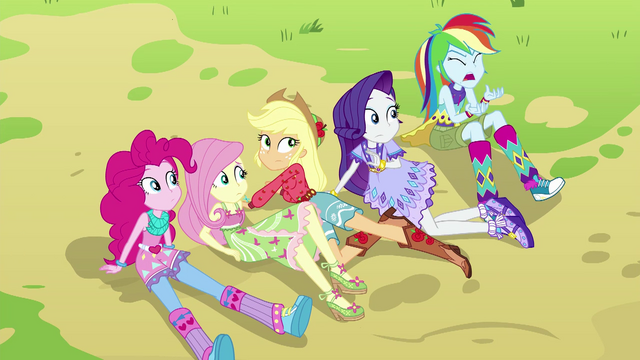 File:Rainbow Dash "literally just finished building that!" EG4.png