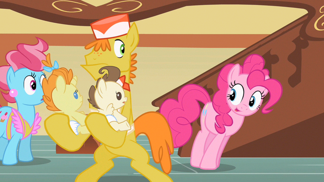 File:Pinkie Pie all set now S2E13.png
