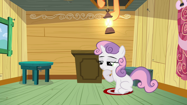 File:Scootaloo turning on the light S3E04.png