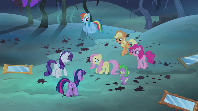 File:Fluttershy's friends cheering S4E07.png