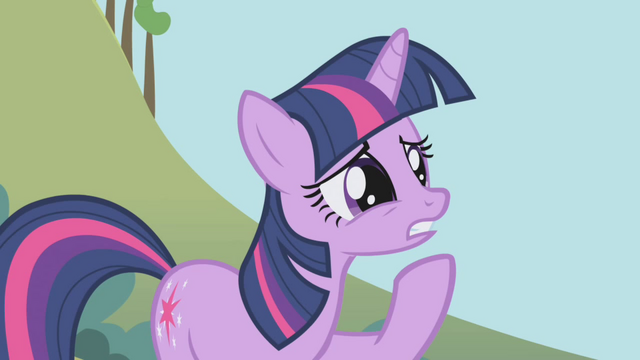 File:Twilight Sparkle concerned for Applejack S01E04.png