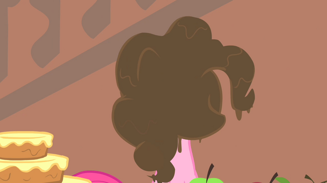 File:Pinkie Pie's face covered in chocolate S1E22.png