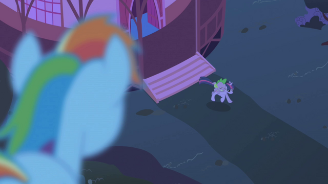 File:Rainbow watching Twilight S1E2.png