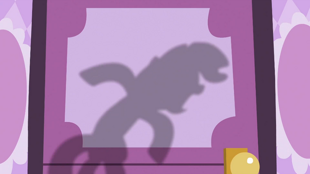 File:Rarity shadow S2E23.png