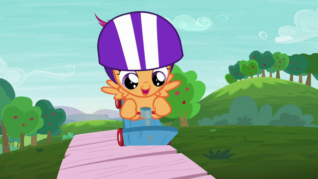 File:Scootaloo scooting S6E4.png