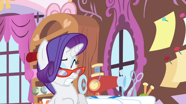 File:Rarity stops levitating S4E19.png