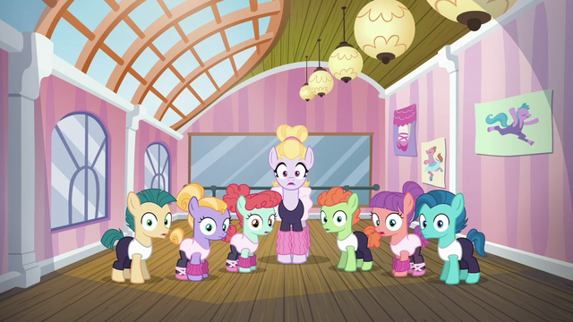 File:Hoofer Steps and dance students in shock S6E4.png
