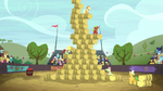 The hay bale monster stack event S5E6.png