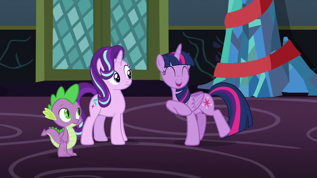 File:Twilight "My favorite holiday story" S6E8.png