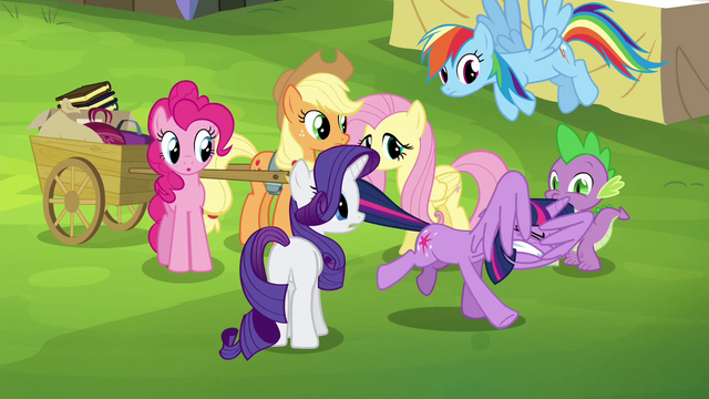 File:Twilight galloping away in embarrassment S4E22.png