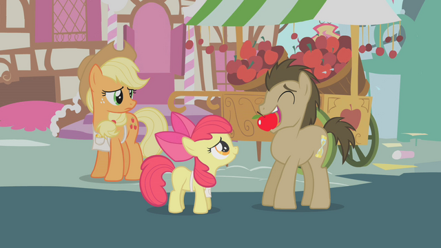 File:Dr. Hooves with apple in mouth S1E12.png
