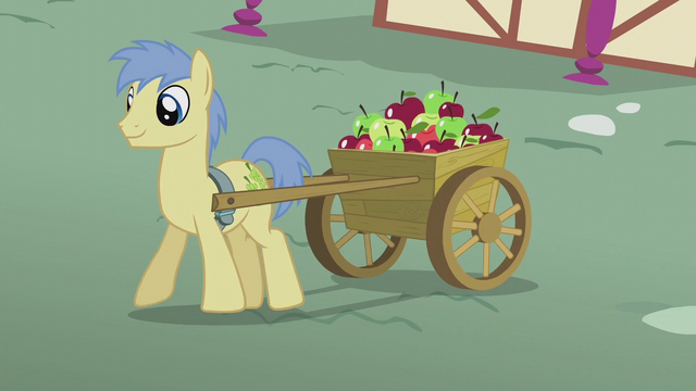 File:Goldengrape pulling cart of apples S5E18.png