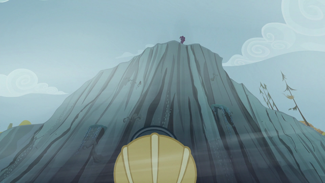 File:Pinkie "Yeah?" S5E8.png