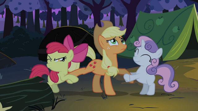 File:Apple Bloom Sweetie Belle fighting over Applejack S2E05.png
