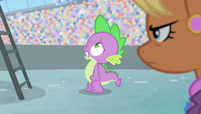 File:Spike frozen in place S4E24.png