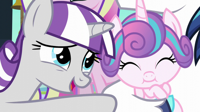 File:Twilight Velvet "Come to your grandmare!" S6E2.png