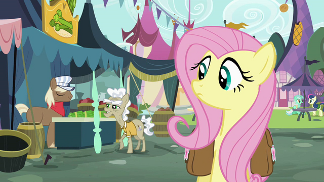 File:Background conversations S02E19.png