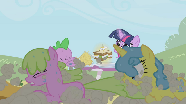 File:Dripping Daisy again S1E03.png