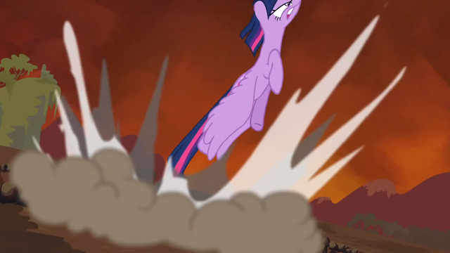 File:Twilight takes off S4E26.png