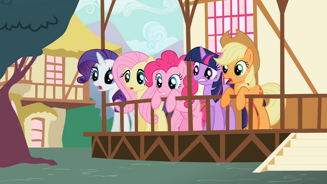 File:Ponies looking surprised S2E7.png