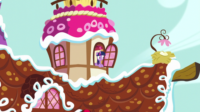 File:Twilight at Pinkie's room window S5E11.png