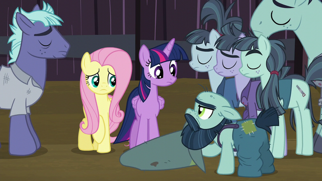 File:McColts nodding their heads in agreement S5E23.png