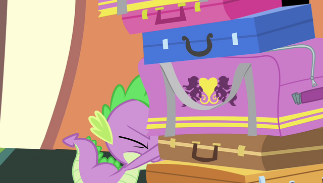 File:Spike stops the bags from toppling S4E24.png