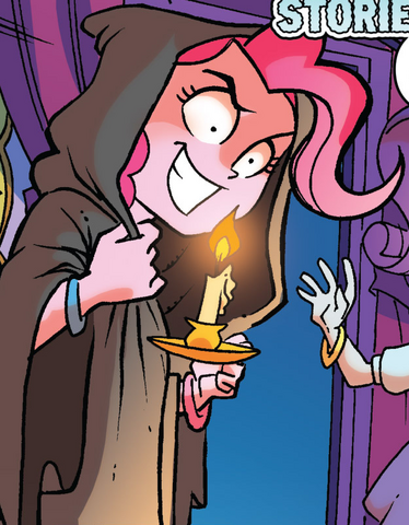 File:EGHS Pinkie cloaked.png