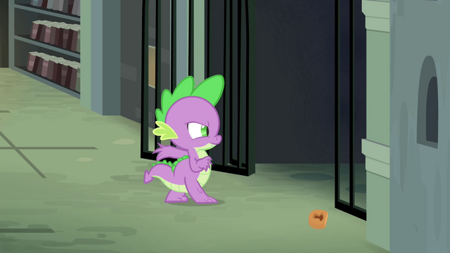 File:Spike opens gate S4E23.png