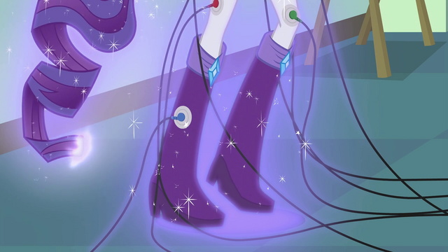 File:Rarity sprouting a pony tail EG3.png