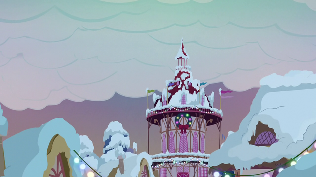 File:Snowy Ponyville S06E08.png