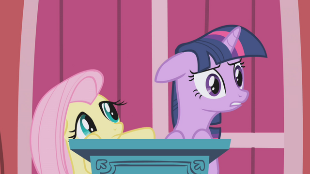File:Twilight "anyone else?" S1E04.png