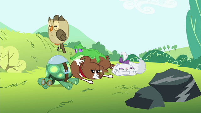 File:The pets tired S4E18.png
