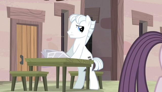 File:Double Diamond disapproving S5E1.png