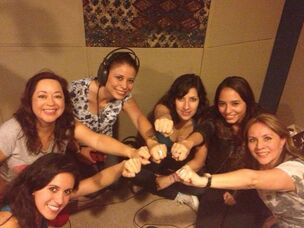 LasMane6Latinas.jpeg